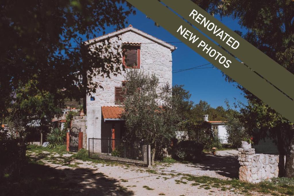 Cosy Getaway Villa Gostinjac Bagian luar foto