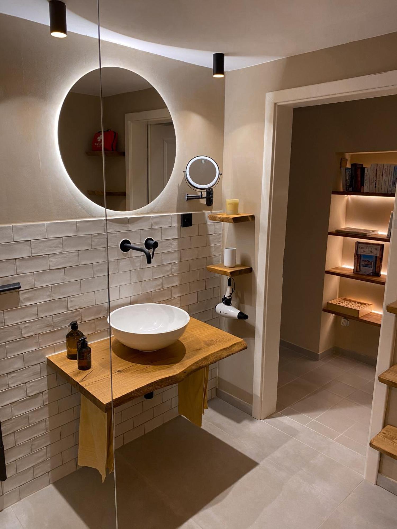 Cosy Getaway Villa Gostinjac Bagian luar foto