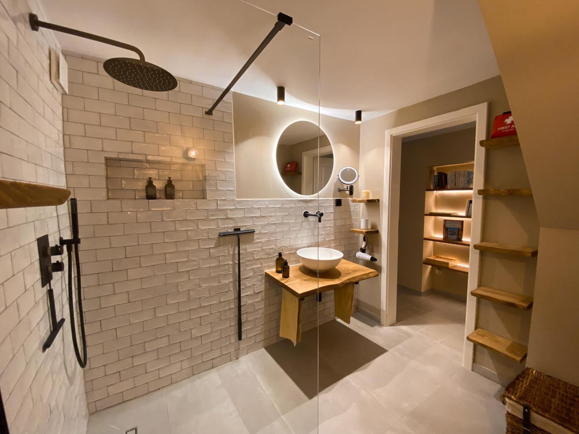 Cosy Getaway Villa Gostinjac Bagian luar foto