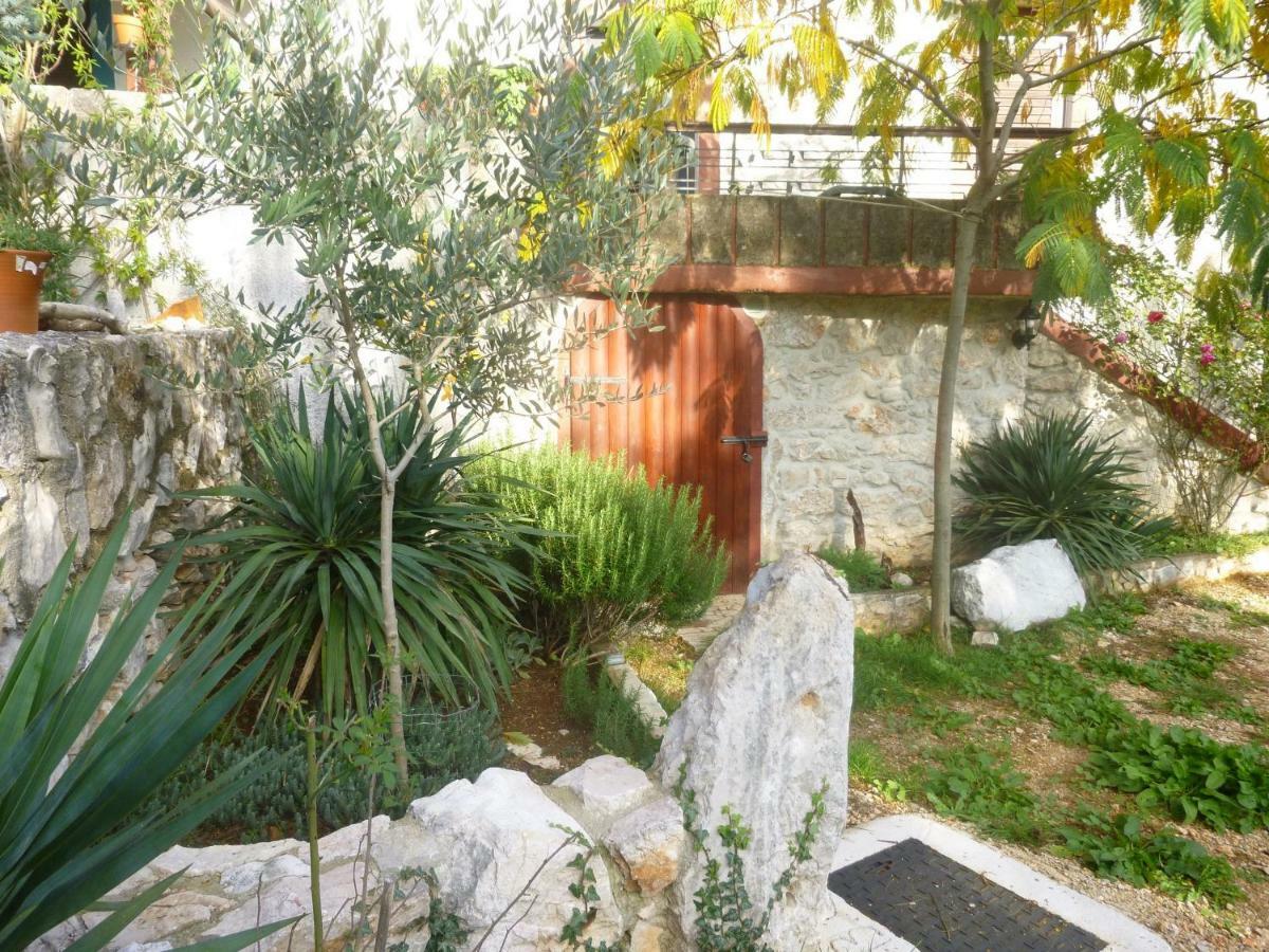 Cosy Getaway Villa Gostinjac Bagian luar foto